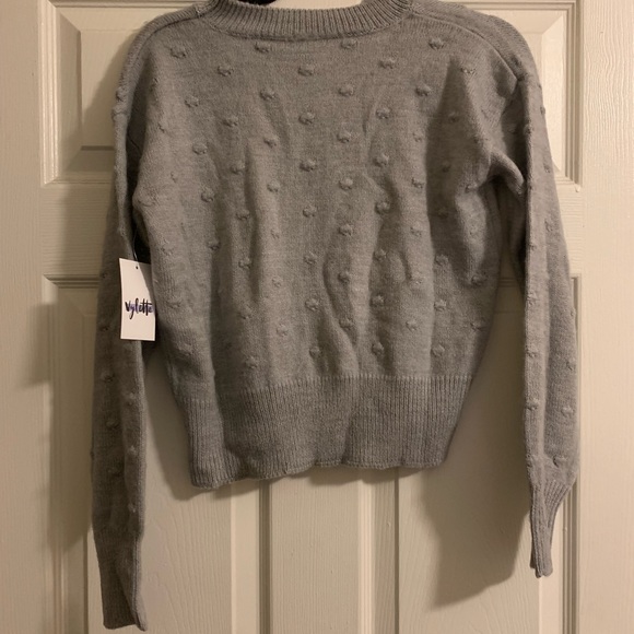Vylette Sweater - Picture 2 of 2